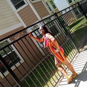 Meet your Posher, Cynthia